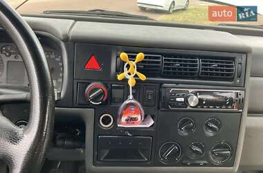 Минивэн Volkswagen Transporter 2003 в 