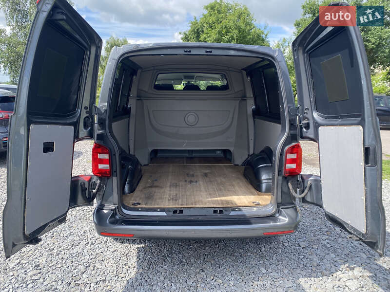 Минивэн Volkswagen Transporter 2018 в Дубно