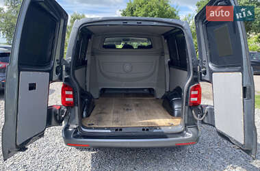 Минивэн Volkswagen Transporter 2018 в 