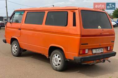 Минивэн Volkswagen Transporter 1990 в 