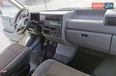 Минивэн Volkswagen Transporter 1999 в 