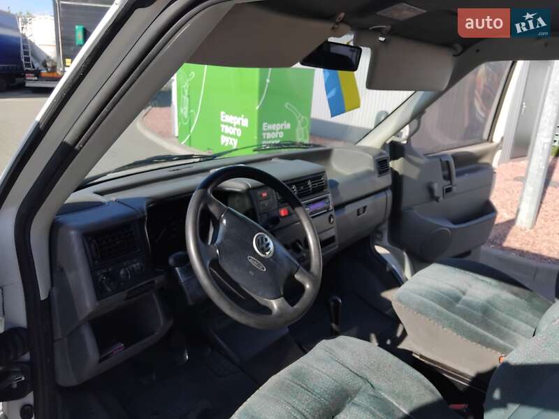 Мінівен Volkswagen Transporter 1998 в Луцьку