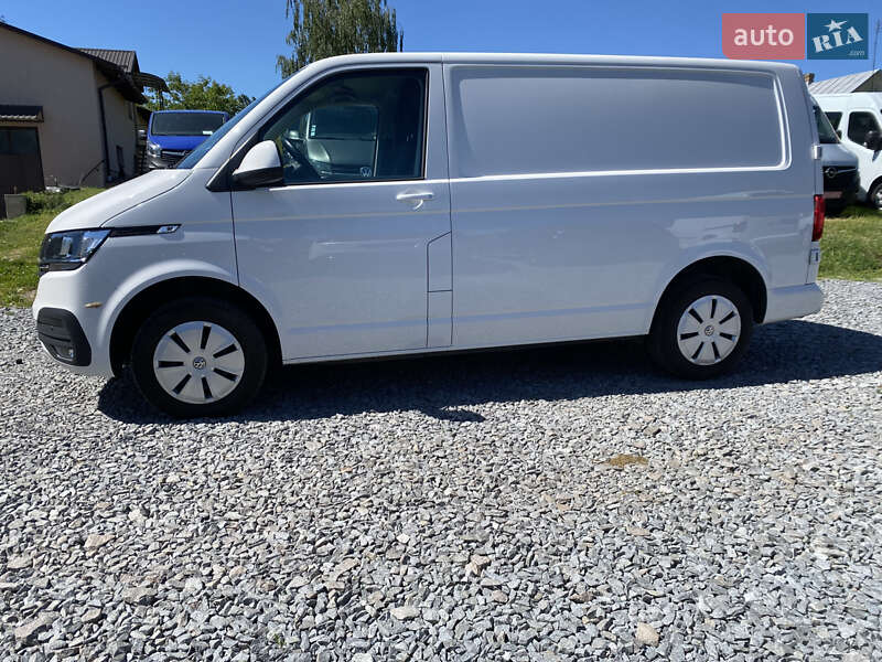 Грузовой фургон Volkswagen Transporter 2021 в Дубно