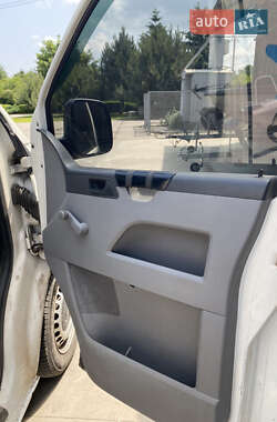Грузовой фургон Volkswagen Transporter 2007 в 
