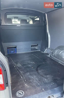 Минивэн Volkswagen Transporter 2012 в 