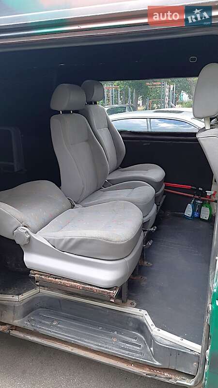 Минивэн Volkswagen Transporter 1998 в Киеве