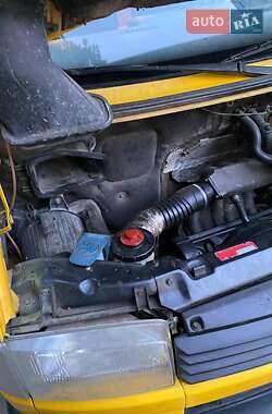 Минивэн Volkswagen Transporter 1991 в 