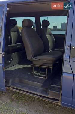 Минивэн Volkswagen Transporter 2001 в 