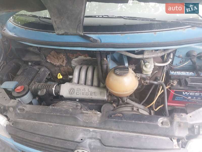 Грузовой фургон Volkswagen Transporter 1991 в Михновцах