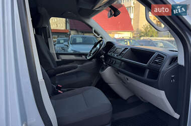 Грузопассажирский фургон Volkswagen Transporter 2017 в 