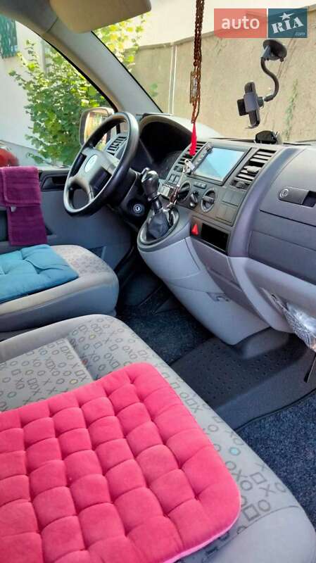 Минивэн Volkswagen Transporter 2007 в Ужгороде