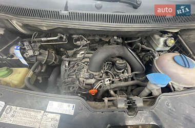 Минивэн Volkswagen Transporter 2012 в 