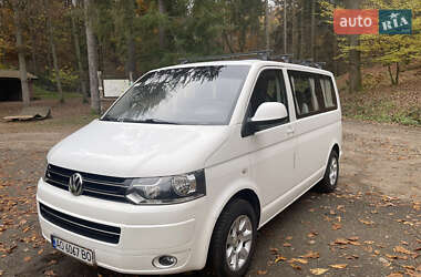 Минивэн Volkswagen Transporter 2012 в 