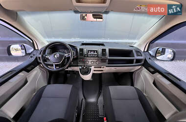 Грузовой фургон Volkswagen Transporter 2017 в 