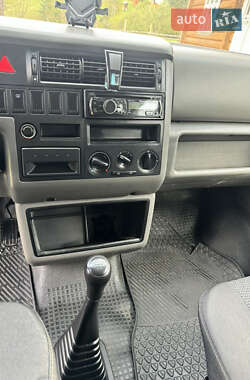 Минивэн Volkswagen Transporter 2003 в 