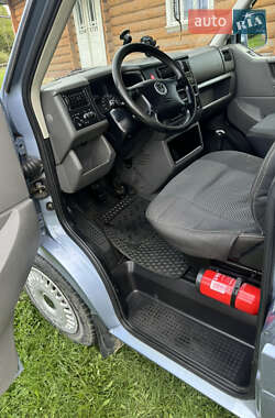 Минивэн Volkswagen Transporter 2003 в 
