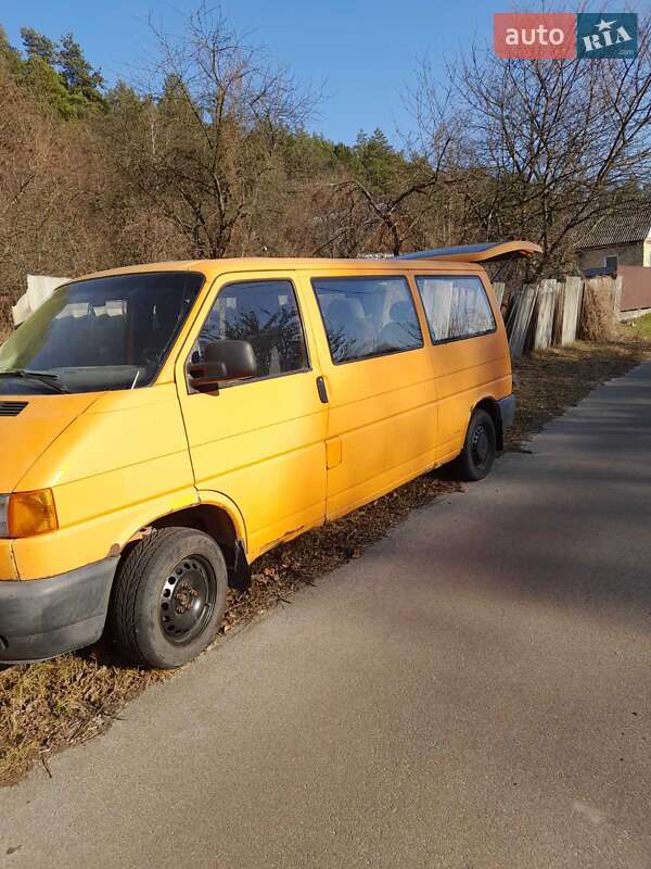 Минивэн Volkswagen Transporter 1999 в Киеве