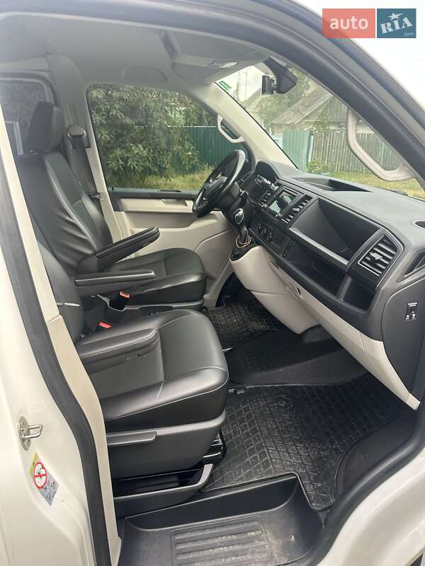 Минивэн Volkswagen Transporter 2018 в Узине