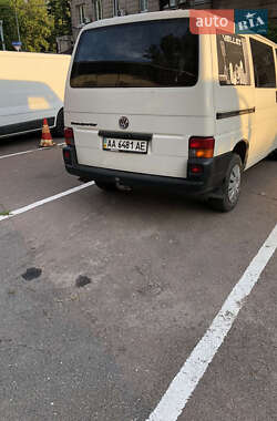 Мінівен Volkswagen Transporter 2001 в 