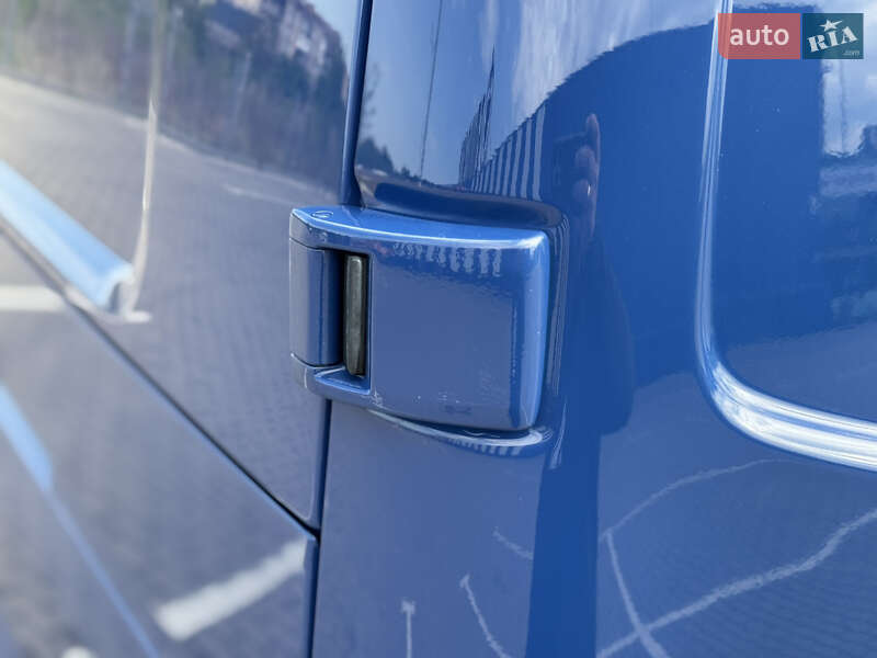 Грузовой фургон Volkswagen Transporter 2021 в Дубно