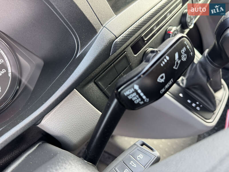 Грузовой фургон Volkswagen Transporter 2021 в Дубно
