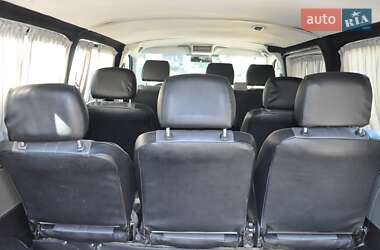 Минивэн Volkswagen Transporter 2010 в 