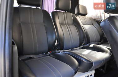 Минивэн Volkswagen Transporter 2010 в 