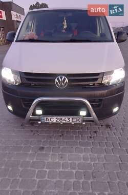 Минивэн Volkswagen Transporter 2015 в 