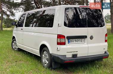Минивэн Volkswagen Transporter 2015 в 
