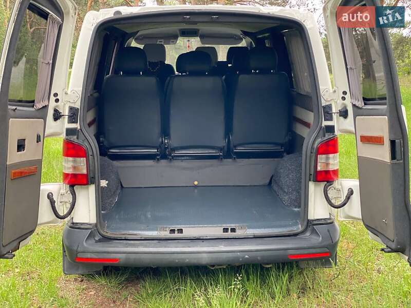 Минивэн Volkswagen Transporter 2015 в Седлище