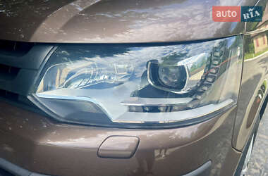 Минивэн Volkswagen Transporter 2013 в 