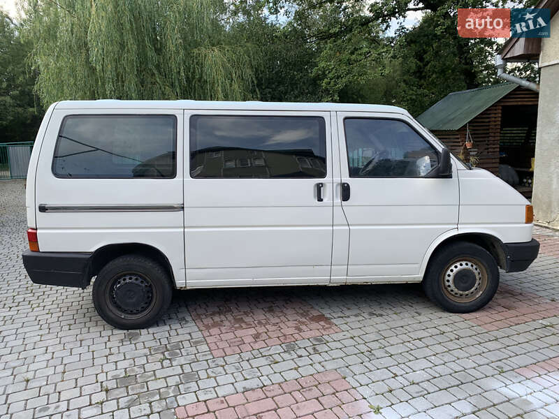 Минивэн Volkswagen Transporter 1996 в Долине