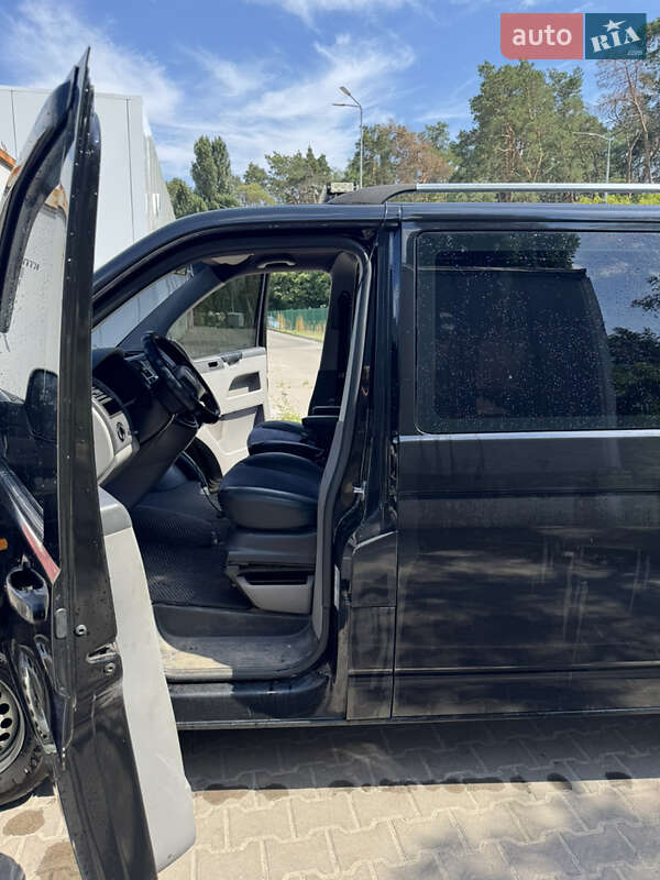 Минивэн Volkswagen Transporter 2005 в Киеве