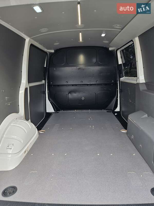 Грузовой фургон Volkswagen Transporter 2020 в Бережанах