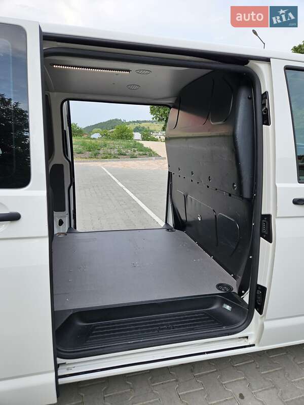 Грузовой фургон Volkswagen Transporter 2020 в Бережанах