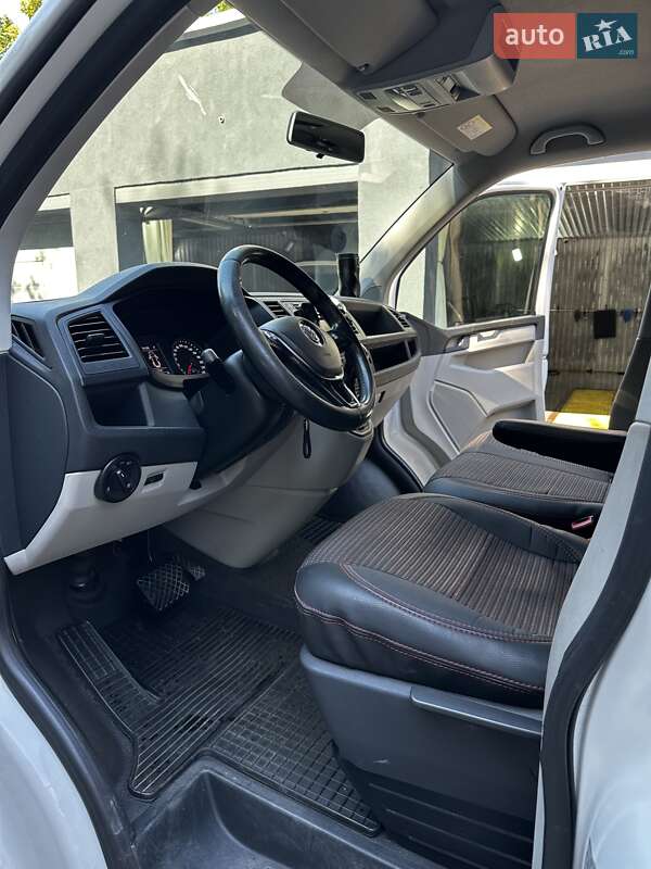 Минивэн Volkswagen Transporter 2017 в Кременчуге