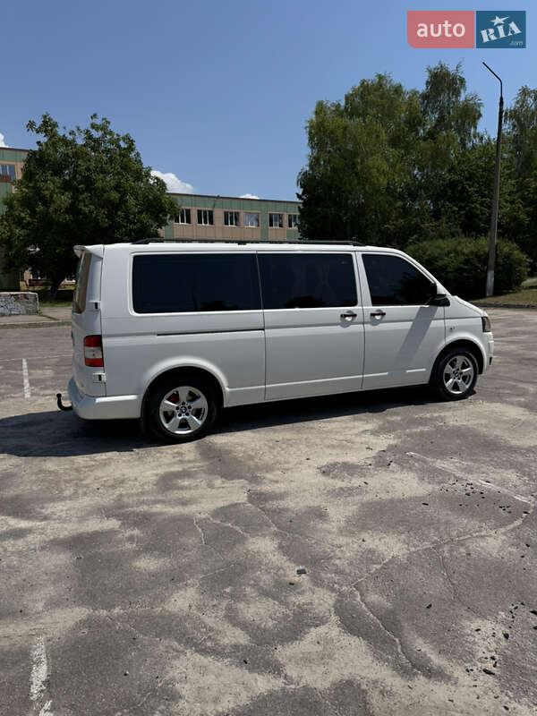 Мінівен Volkswagen Transporter 2012 в Верхньодніпровську