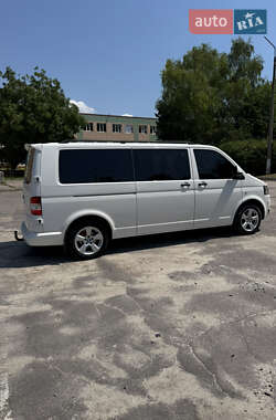 Минивэн Volkswagen Transporter 2012 в 