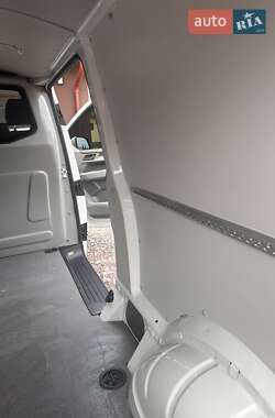 Грузовой фургон Volkswagen Transporter 2020 в 