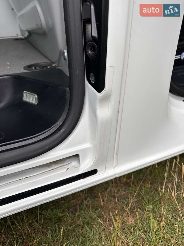 Грузовой фургон Volkswagen Transporter 2020 в Львове