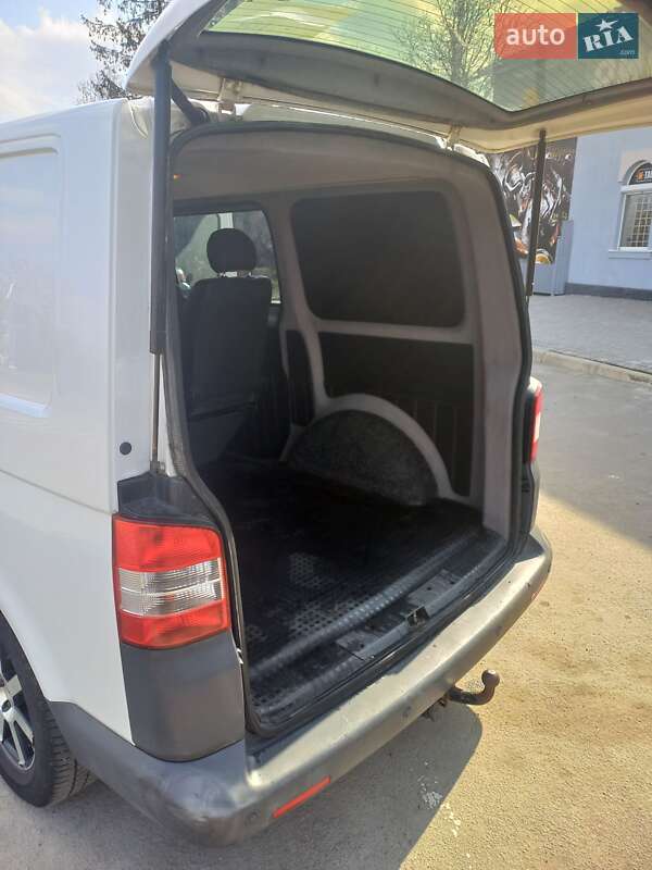 Минивэн Volkswagen Transporter 2012 в Умани