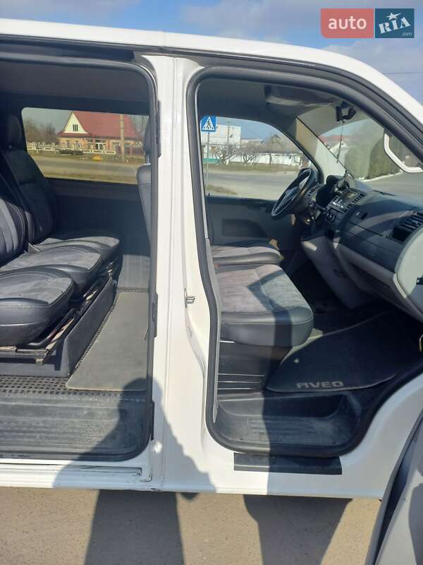 Минивэн Volkswagen Transporter 2012 в Умани