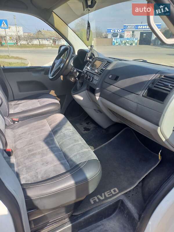 Минивэн Volkswagen Transporter 2012 в Умани