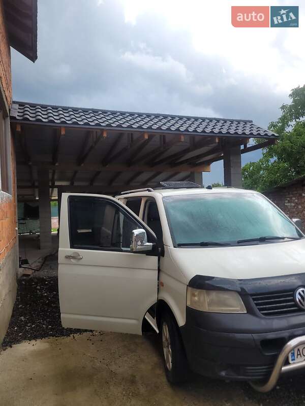 Микроавтобус Volkswagen Transporter 2004 в Виноградове