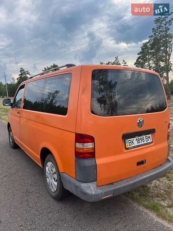 Минивэн Volkswagen Transporter 2009 в Глинном