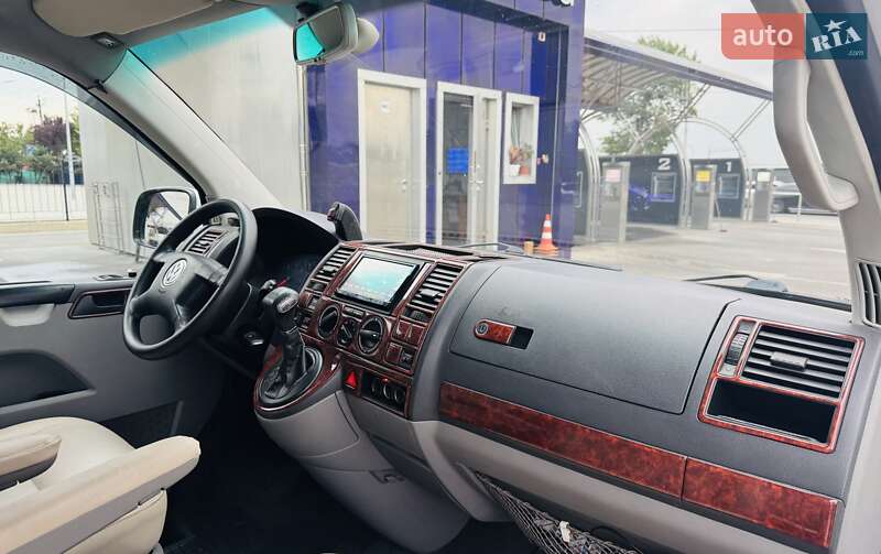 Минивэн Volkswagen Transporter 2006 в Одессе