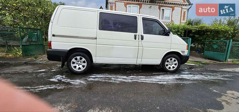 Минивэн Volkswagen Transporter 1999 в Гайсине