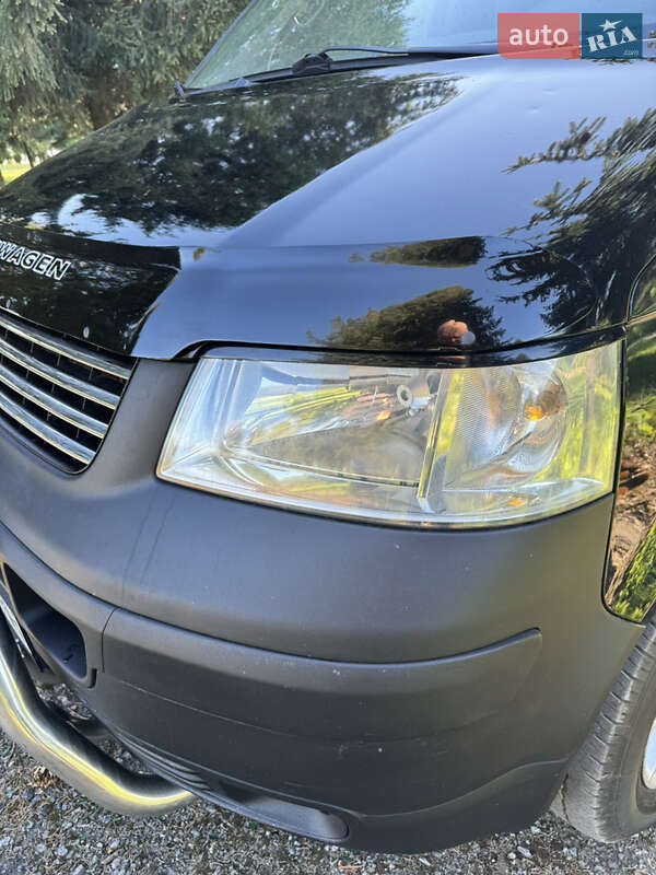 Мінівен Volkswagen Transporter 2004 в Стрию