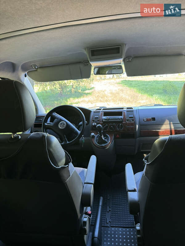 Мінівен Volkswagen Transporter 2004 в Стрию