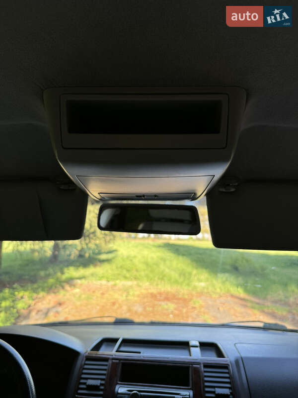 Мінівен Volkswagen Transporter 2004 в Стрию